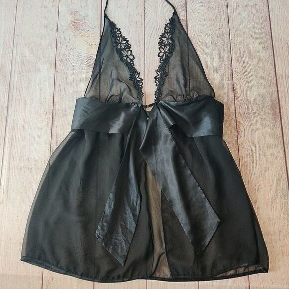 Victoria's Secret Very Sexy black sheer tie front halter chemise M - Picture 7 of 11